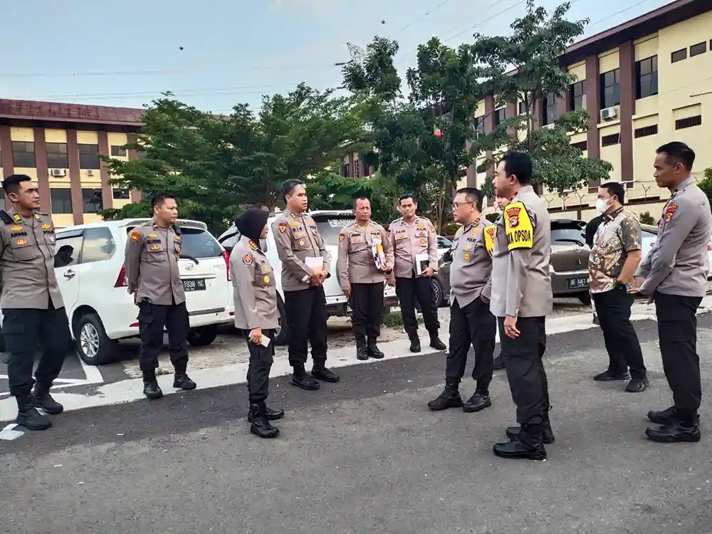 Polda Lampung Tertibkan Penggunaan Lampu Rotator Mobil Patroli