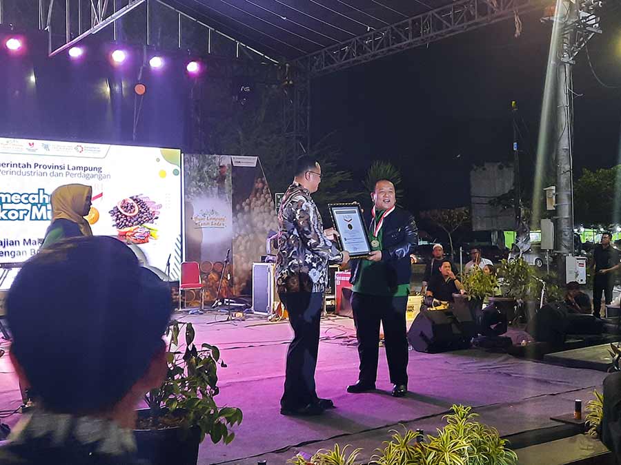 Gubernur Lampung Arinal Djunaidi puncak acara Festival Rempah dan Lada Lampung 2023 - yopiefranz.jpg