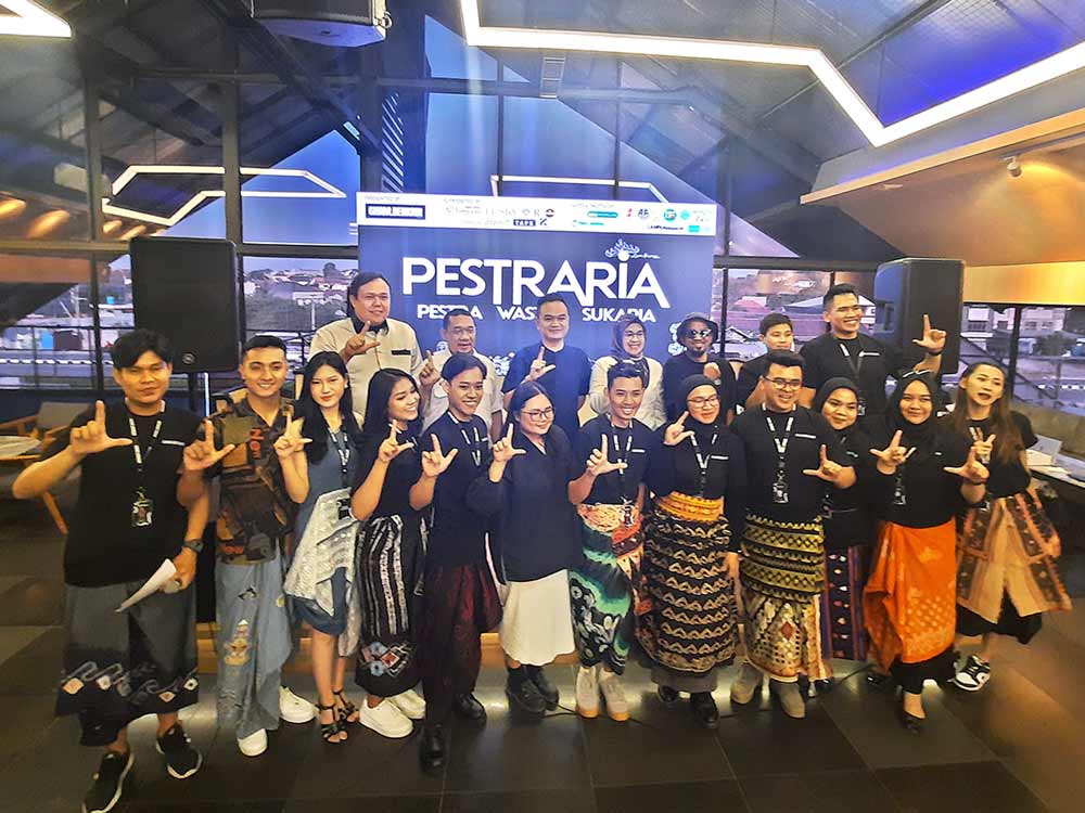 PESTRARIA - Pesta Festival Wastra Bersukaria - Gham Berkain - Yopie Pangkey - 1