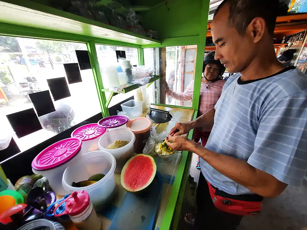 Foto Es kacang merah Komeng - sop buah komeng pasir gintung bandar lampung - yopie pangkey -2