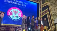 Gubernur Arinal Raih Penghargaan Pemerintah Daerah Peduli Penyiaran KPID Lampung