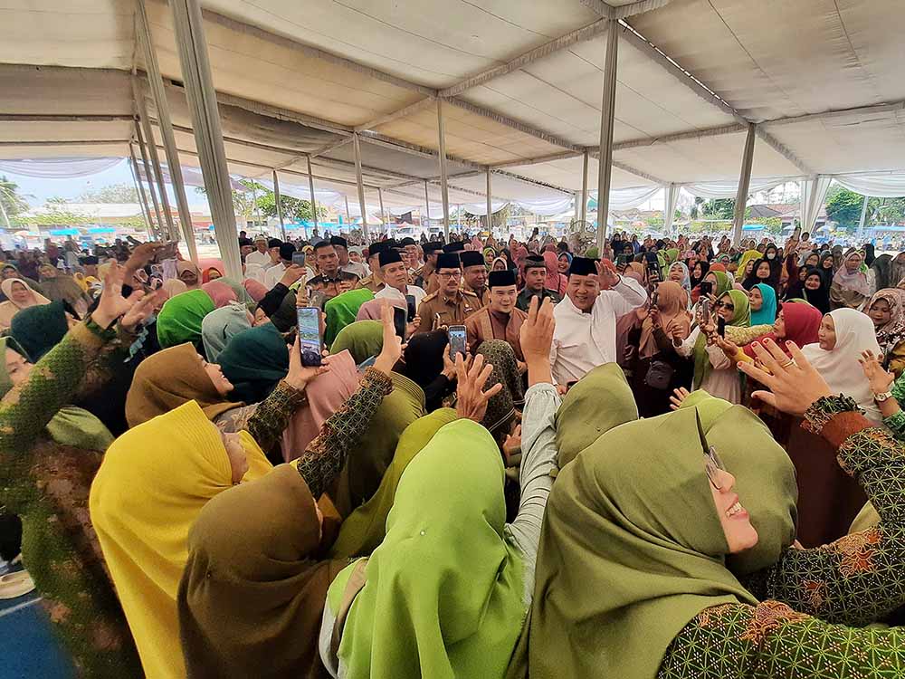 Gubernur Arinal Silaturahmi dengan Warga Lampung Selatan Bawa Kado Pembangunan Jalan Rp60 Miliar - Yopie Pangkey