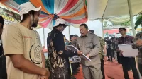 Gubernur Lampung Arinal Djunaidi Apresiasi Kegiatan Pembinaan Perhutaan Sosial Petani Hutan di Pesawaran - Yopie Pangkey Gubernur Lampung Arinal Djunaidi Apresiasi Kegiatan Pembinaan Perhutaan Sosial Petani Hutan di Pesawaran - Yopie Pangkey