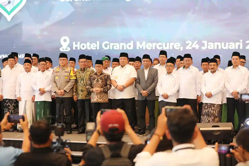 Gubernur Arinal Djunaidi Hadiri Pelantikan PWNU Lampung Masa Khidmah 2023-2028.webp