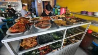 Warung Makan Bik Ro Ai Prasmanan - Yopie Pangkey 1