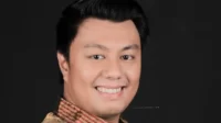 Mengukir Sejarah Bunda Eva Dwiana Turunkan Angka Kemiskinan - Nick Kurniawan Rozali - Alumni HmI Komsospol Unila.webp