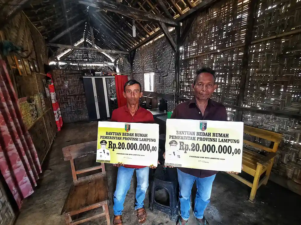 Dapat Bantuan Bedah Rumah Rp 20 Juta Warga Pringsewu Ucapkan Terima Kasih ke Gubernur Lampung Arinal Djunaidi - Yopie Pangkey - 2