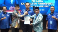 Demokrat Usung Adi Erlansyah dan Hisbullah Huda di Pilkada pemilihan bupati Pringsewu 2024 Demokrat Usung Adi Erlansyah dan Hisbullah Huda di Pilkada pemilihan bupati Pringsewu 2024.webp