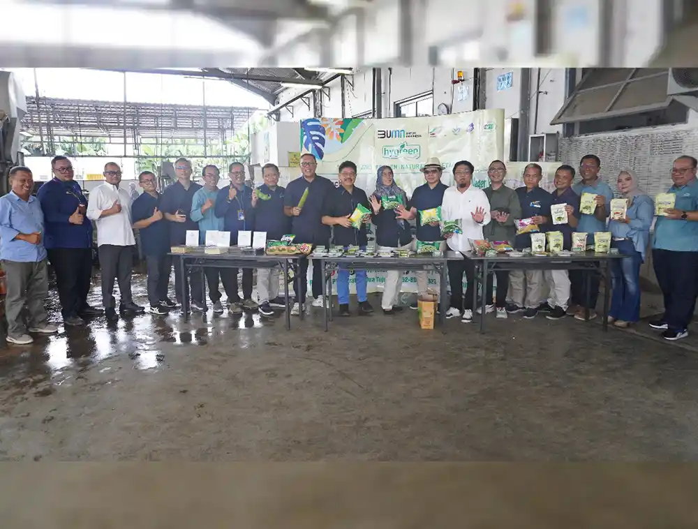 Dewan Komisaris PTPN I Kunjungi PT Mitratani Dua Tujuh Bahas Pengembangan Bisnis Berkelanjutan.webp