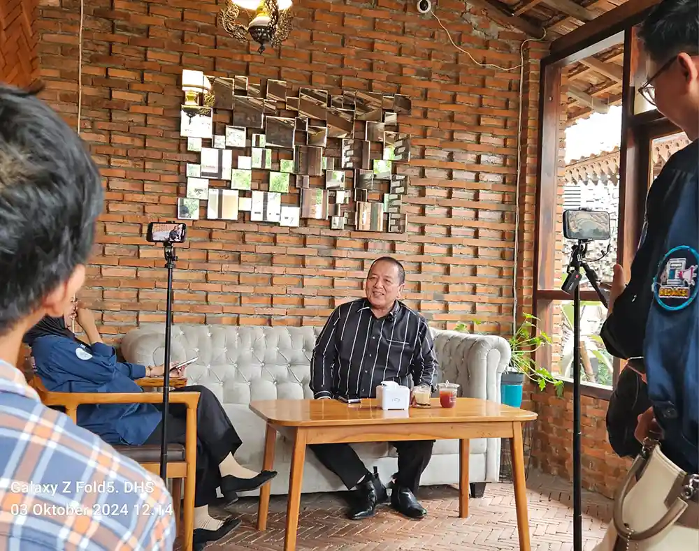 Podcast dengan Lampung Geh Cagub Arinal Djunaidi Tegaskan Komitmen Lanjutkan Program Kartu Petani Berjaya