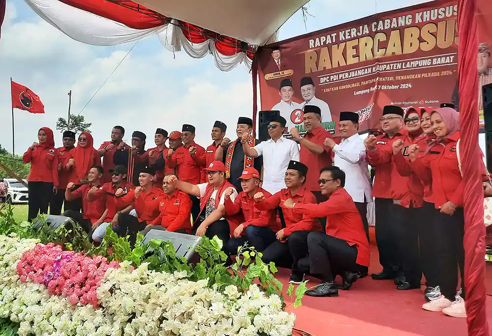 Rakercabsus pdi perjuangan lampung barat Arinal Djunaidi Tegaskan Komitmen Kembangkan Potensi Lampung Barat Fokus pada Pertanian Pariwisata Kopi - yopie pangkey 2