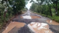 Anggaran Perbaikan Jalan Lampung Ibarat Selimut Pendek untuk Menutupi Seluruh Tubuh Anggaran Perbaikan Jalan Lampung Ibarat Selimut Pendek untuk Menutupi Seluruh Tubuh