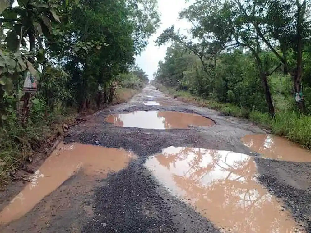 Anggaran Perbaikan Jalan Lampung Ibarat Selimut Pendek untuk Menutupi Seluruh Tubuh