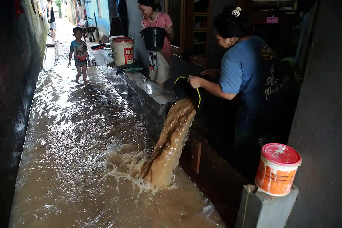 Kolaborasi Pemprov Pemkab Pemkot dalam Mengurangi Risiko Banjir di Lampung - Perdiansyah Ferdy Awed