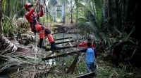 Dari Viral ke Aksi Nyata Perbaikan Jembatan Gantung Tampang Muda Dimulai - Vertical Rescue Indonesia VRI Lampung - 1 Dari Viral ke Aksi Nyata Perbaikan Jembatan Gantung Tampang Muda Dimulai - Vertical Rescue Indonesia VRI Lampung - 1