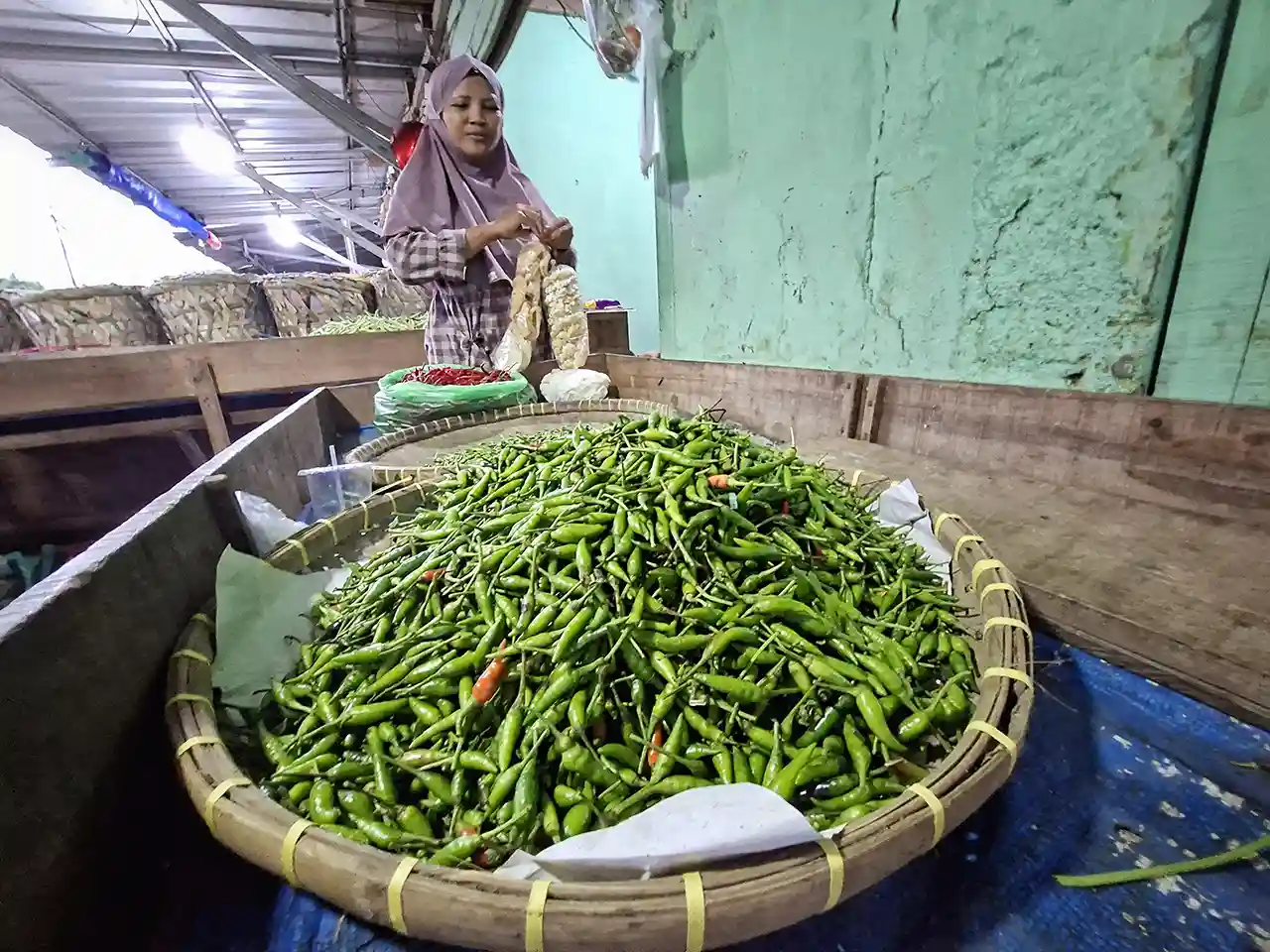 Cabai Rawit Tembus Rp100 Ribu Mengapa Harga Terus Melonjak di Lampung