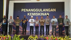 Lampung Raih Penghargaan Kemendagri Gubernur Rahmat Mirzani Djausal Sukses Tekan Angka Kemiskinan