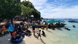 Artikel Opini Lampung Ramai Wisatawan Lama Tinggal Masih Singkat - Yopie Pangkey