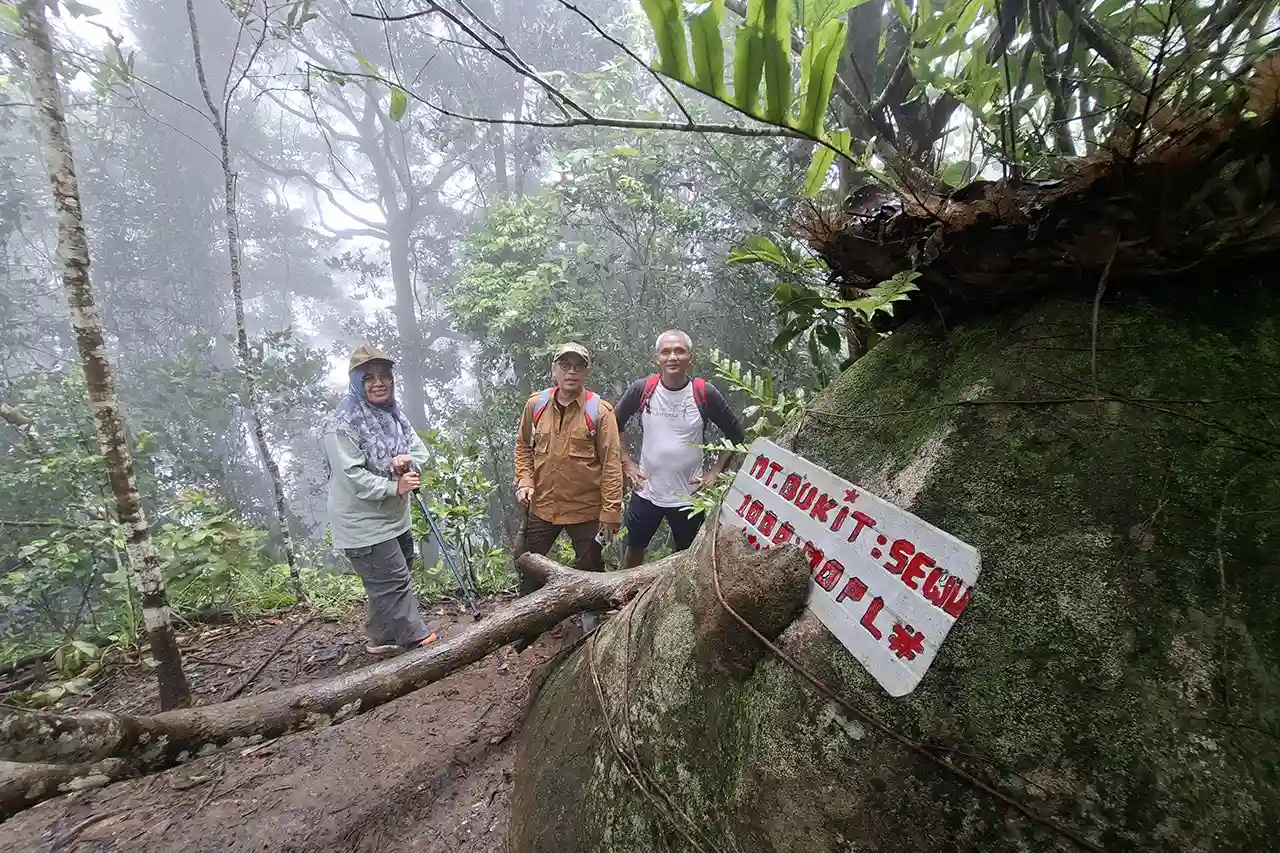 Gunung Pesawaran via Bukit Seribu Sewu KPH TAhura WAR - Yopie Pangkey - 3