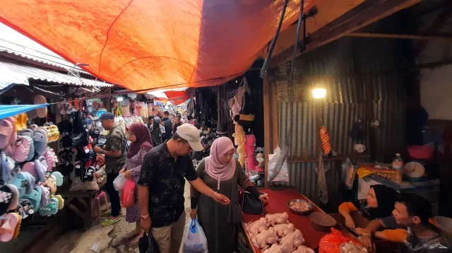 Melampaui Revitalisasi Fisik - Menata Masa Depan Pasar Rakyat Bandar Lampung