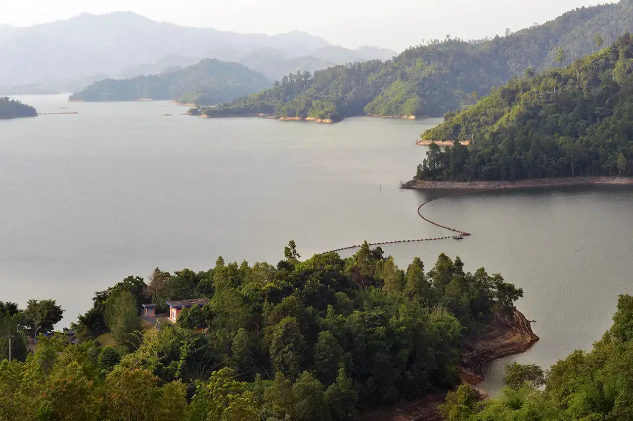 Menggali Potensi Sungai Lampung - Menuju Kemandirian Energi Hijau 2030@@