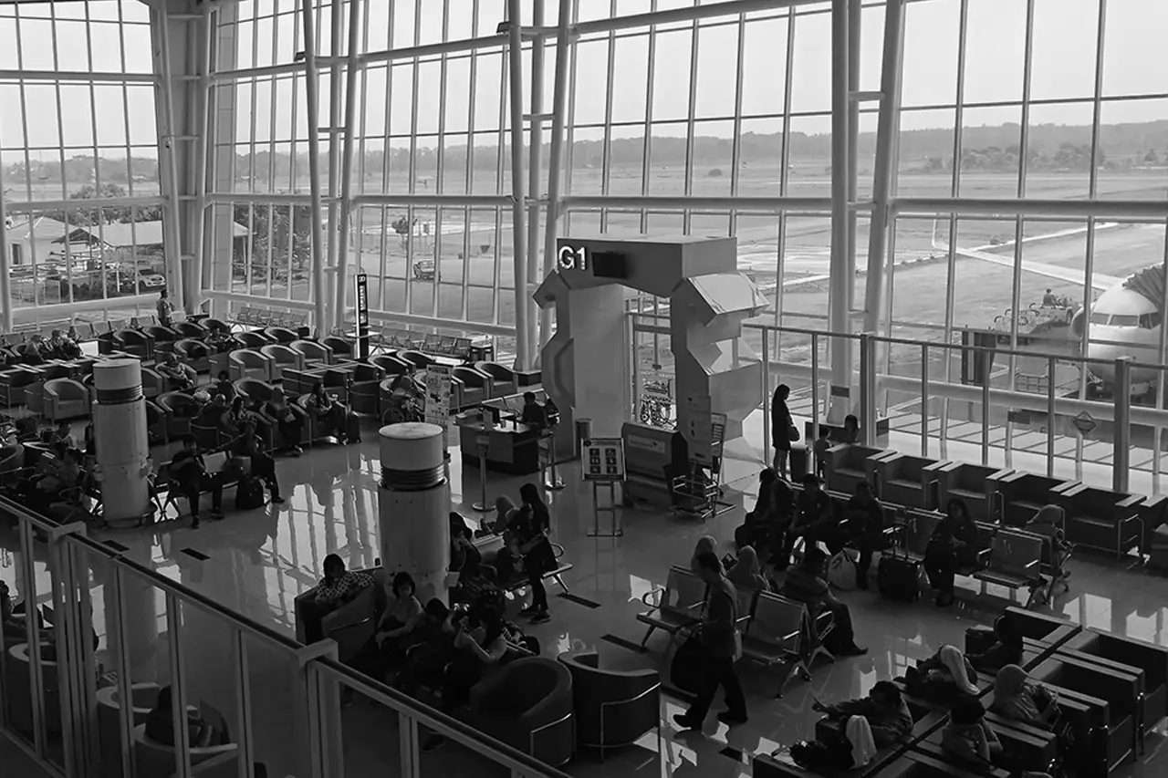 Bandara Internasional Tanpa Ekosistem - Yopie Pangkey