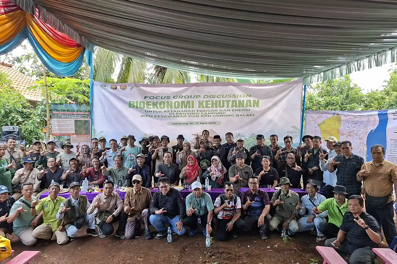 Perkuat KPH di Lampung BPHL Wilayah VI dan Direktorat BRPH Kemenhut Dorong Model Bioekonomi Kehutanan - Yopie Pangkey