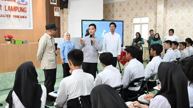 SMKN 4 Bandar Lampung Siapkan Siswa Kerja ke Jepang Wapres Gibran Rakabuming Janji Cari Solusi