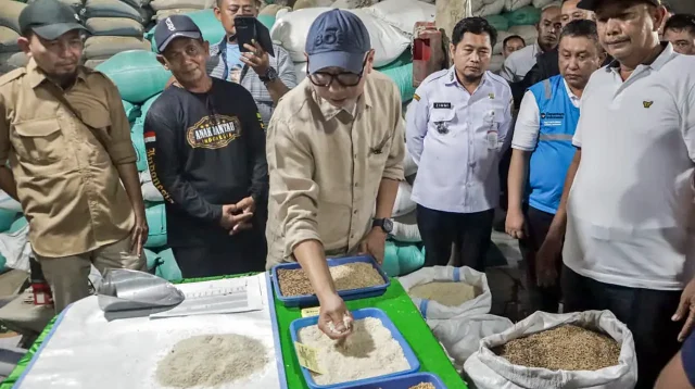 Foto Gubernur Lampung Rahmat Mirzani Djausal bed dryer Mesin Pengering Gabah Dongkrak Harga Petani Mesuji dan Tulang Bawang