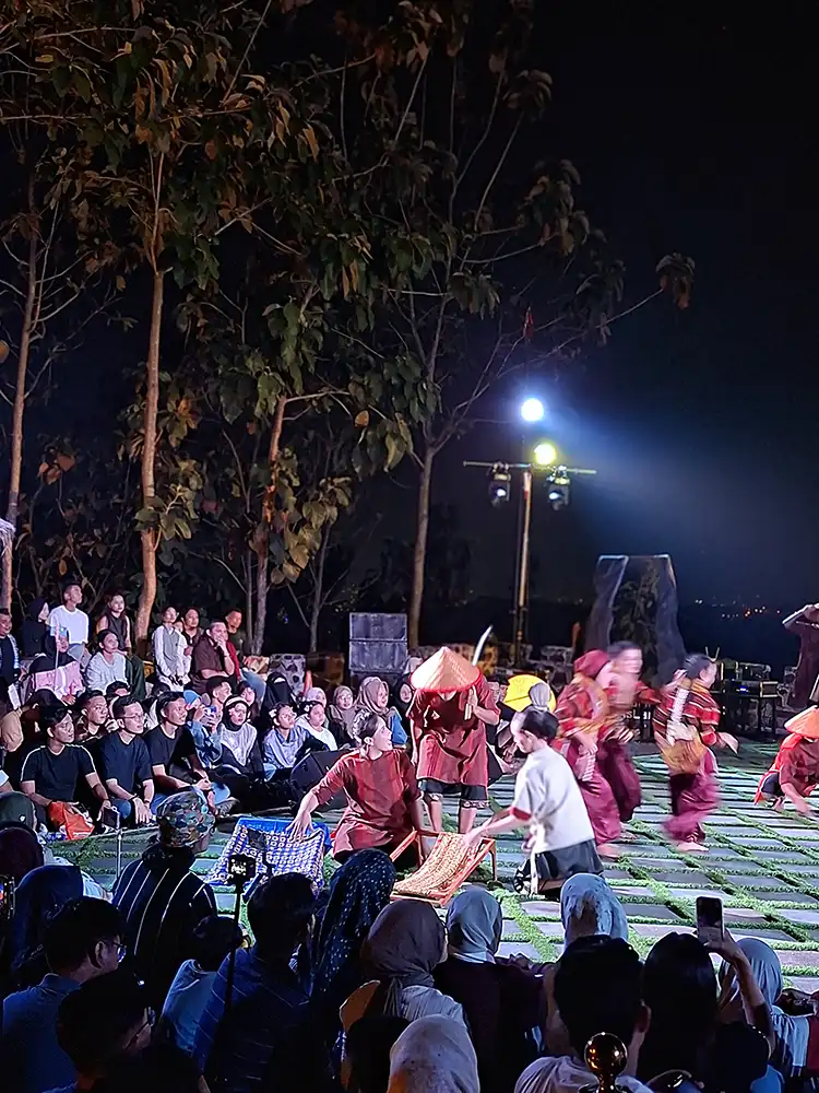 Sendratari Tanoh Krakatau Kembali Pentas Tiket Ludes 3 Jam - Gar Dancestory Bukit Aslan - Yopie Pangkey - 7