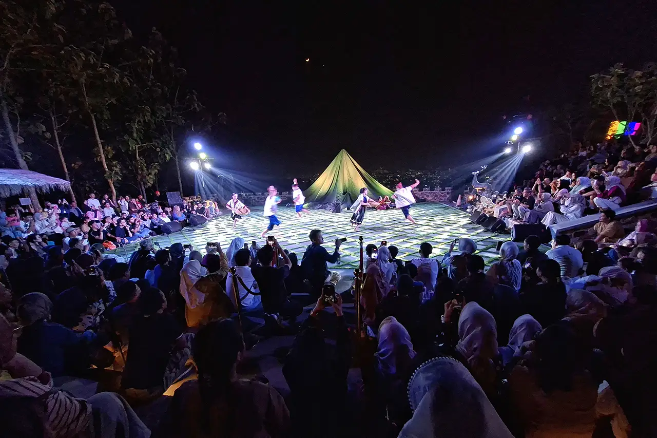 Sendratari Tanoh Krakatau Kembali Pentas Tiket Ludes 3 Jam - Gar Dancestory Bukit Aslan - Yopie Pangkey - 9