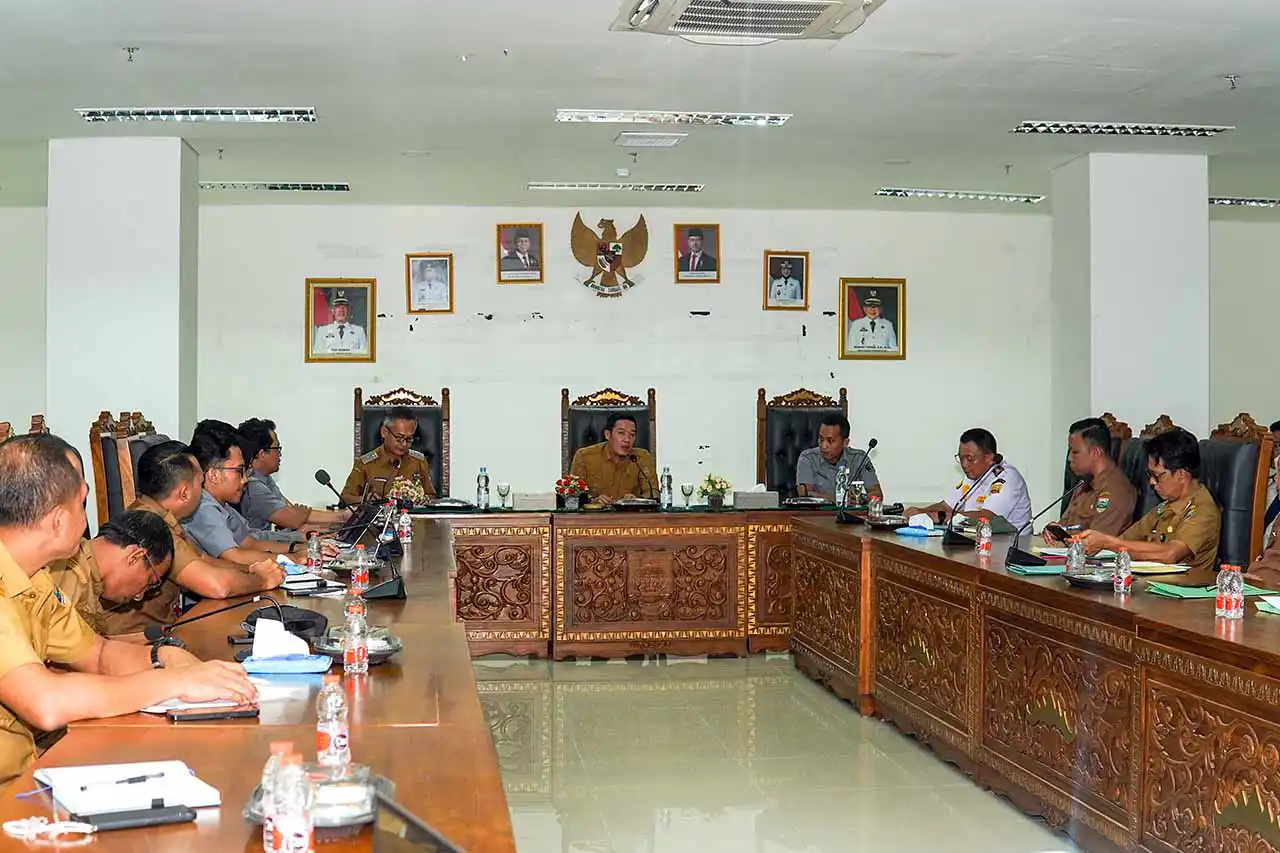 Bupati Pesisir Barat PAD Naik Rakyat Jangan Terbebani 2